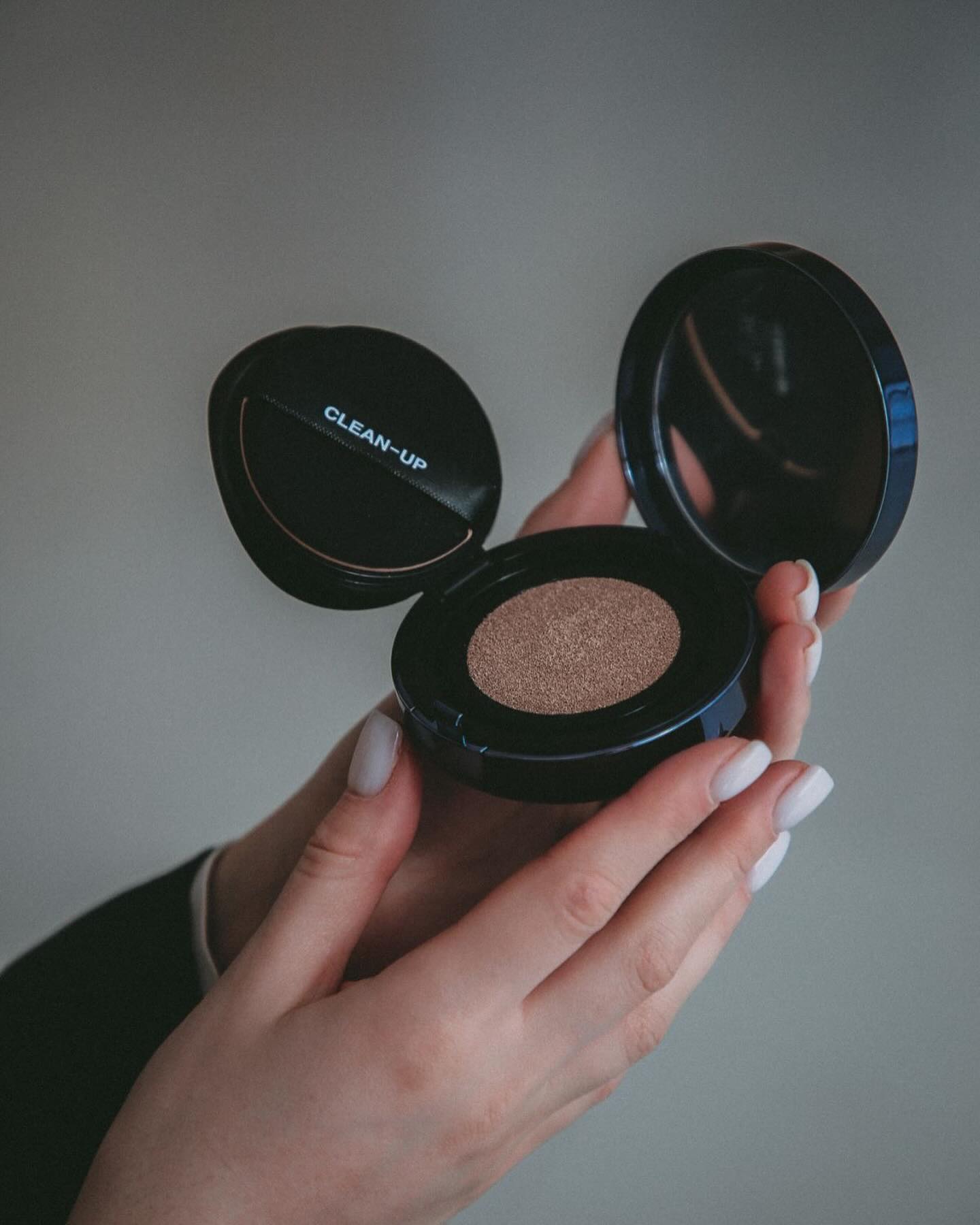 Cuskin cushion makiazo pagrindas spalvu palete | Jovi Esthetic